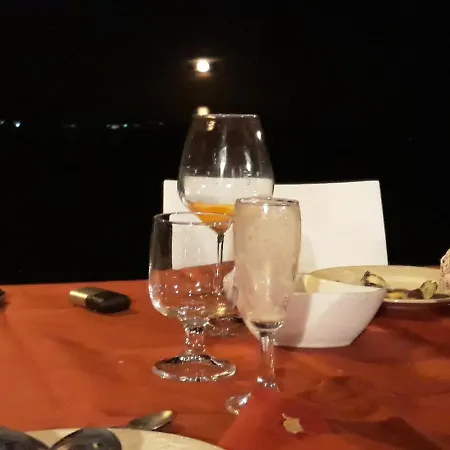 לינה וארוחת בוקר Delle Torri פולה