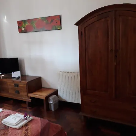 Delle Torri Bed & Breakfast 4*